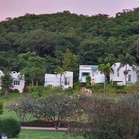The Buda Resort Muaklek-2